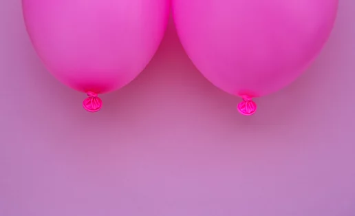 Ανεξηγήτη φαγούρα στο στήθος | 5 αιτίες που την προκαλούν