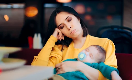 Η έλλειψη ύπνου μάς κάνει περισσότερο αγχωμένους και λιγότερο χαρούμενους