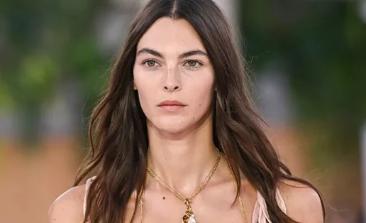 Αυτό είναι το ξανθό χρώμα που μπορούν να υιοθετήσουν άφοβα όλες οι καστανές