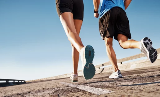 "Δεν κυνηγάω ρεκόρ, αλλά μακροζωία": Η fitness ρουτίνα του 50χρονου κορυφαίου πεζοναύτη