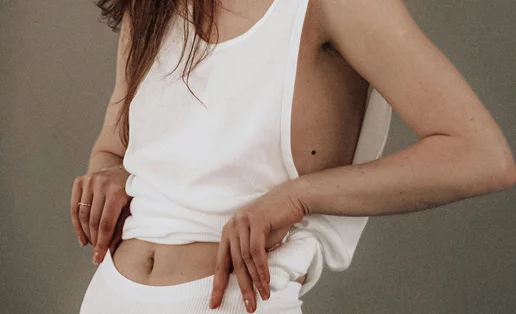 Λίπος στην κοιλιά: Ο κρυφός ένοχος για αυτό το είδος σωματικού πόνου