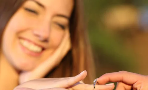 Πώς θα του δείξεις ότι θες να τον παντρευτείς