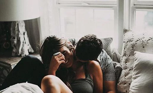 Πώς να είμαι ελκυστική και ακαταμάχητη;