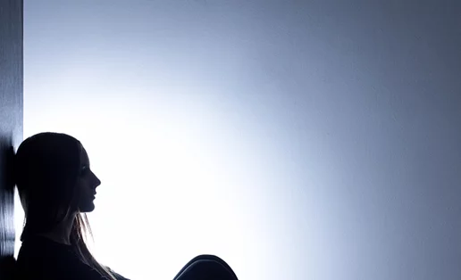 Έχω κατάθλιψη: Έλεγξε μήπως έχεις πρόβλημα με το θυρεοειδή, λέει ο γιατρός!