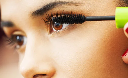 19 μυστικά για τις πιο πλούσιες βλεφαρίδες που είχες ποτέ