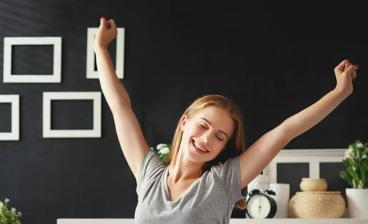 Δεν κοιμάσαι καλά το βράδυ; Μπορεί να φταίει η... COVID-19 - 6 βασικές συμβουλές για να κοιμάσαι καλύτερα