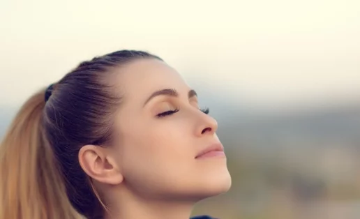 Όλα όσα πρέπει να ξέρεις για την σφηνοειδίτιδα, την πιο ύπουλη ιγμορίτιδα