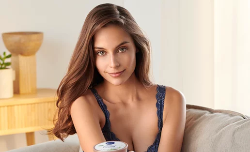 Shape tested: Η Ελένη Δασκαλάκη δοκιμάζει τα νέα προϊόντα περιποίησης σώματος της NIVEA