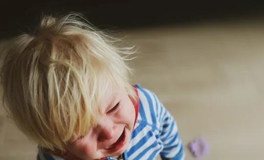 Οι συνεχείς παρατηρήσεις και τιμωρίες κάνουν ένα παιδί να πιστέψει ότι είναι ένα «κακό» παιδί και τελικά να γίνει