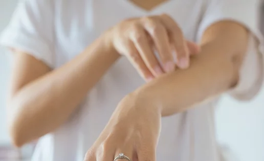 Έχεις ψωρίαση; Μάθε μια σημαντική παράμετρο για τη διαχείρισή της