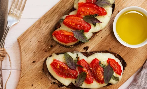 Ποια είδη τυριού είναι πιο υγιεινά σύμφωνα με τον διαιτολόγο;