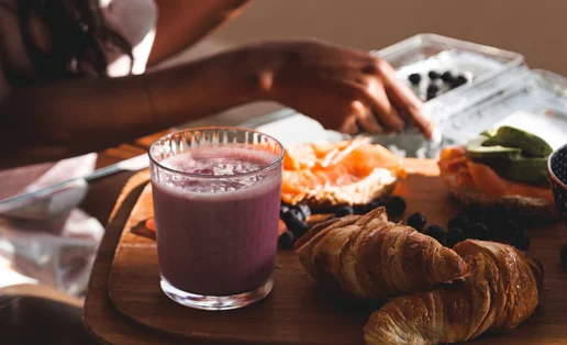 Τέσσερις διατροφικοί μύθοι που πρέπει να σταματήσεις να πιστεύεις