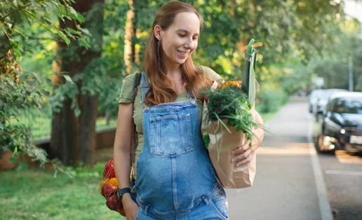 Εγκυμοσύνη & διατροφή: Οι τροφές που μπορεί να μειώσουν τον κίνδυνο αποβολής