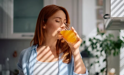 5 καθημερινές τροφές που καταστρέφουν τα δόντια σου όσο και η ζάχαρη