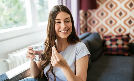 Συμπλήρωμα μαγνησίου: Πώς βελτιώνει τον ύπνο και τι ώρα να το παίρνουμε