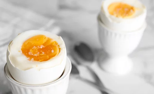 Πώς να βράσεις το αυγό σου τέλεια κάθε φορά και πόσα μπορείς να τρως την εβδομάδα