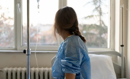 Νέα έρευνα αποκαλύπτει μια αναπάντεχη στρατηγική ενάντια στον καρκίνο κεφαλής και τραχήλου