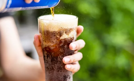 Τσίχλες, αναψυκτικά, μπισκότα: Σε ποια τρόφιμα βρίσκεται η "ύποπτη" ασπαρτάμη;