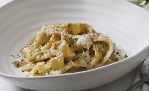 Η συνταγή που όλοι οι Ιταλοί αγαπούν: Cacio e pepe σε 15 λεπτά!