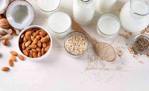 Ζωικό ή φυτικό; Ποιο γάλα είναι το καλύτερο;