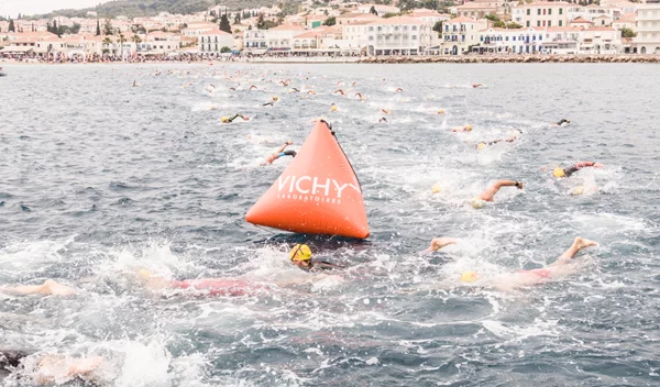 Spetsathlon | Η Vichy Laboratoires προστάτεψε τους συμμετέχοντες από τον ήλιο