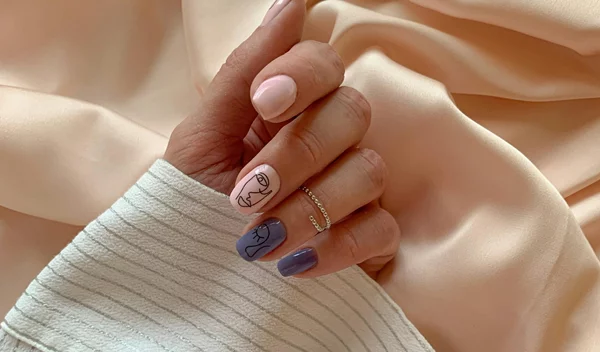 Λεπτά νύχια που σπάνε εύκολα; Το viral hack για ενδυνάμωση μέσα σε 1 μόλις εβδομάδα