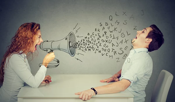 Θυμός | Γιατί φωνάζουμε όταν είμαστε θυμωμένοι;