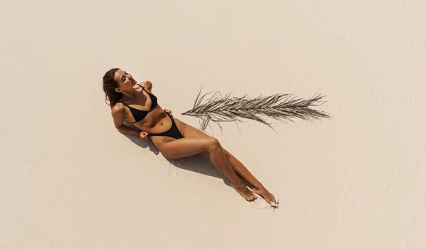 Τα οφέλη της αποτρίχωσης με ζάχαρη και πώς μπορείς να την κάνεις μόνη σου σπίτι