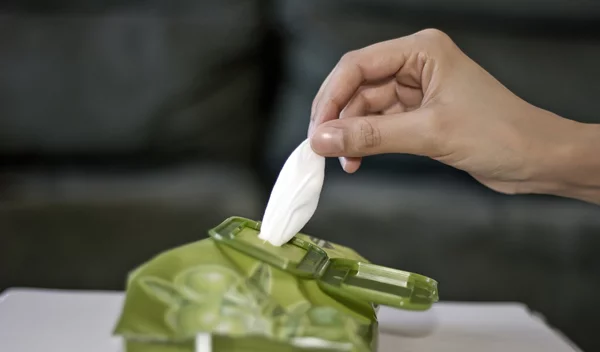 Μωρομάντηλα: Το απόλυτο κόλπο για καθαριότητα στο σπίτι - πώς θα τα χρησιμοποιήσεις