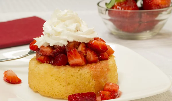 2 keto συνταγές με τυρί cottage για περισσότερη πρωτεΐνη