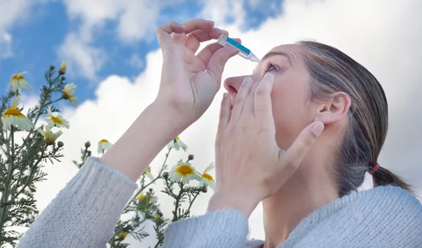 Φαγούρα στα μάτια: Οι πιθανοί ένοχοι και η αντιμετώπιση