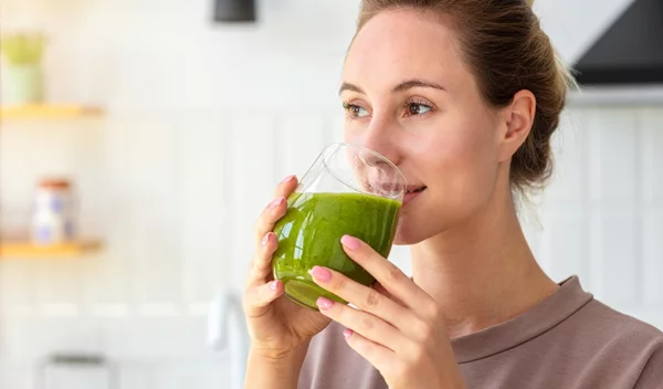 Ακόμα και ½ φλιτζάνι την ημέρα αρκεί: Η πράσινη υπερτροφή που μειώνει τον κίνδυνο εμφράγματος