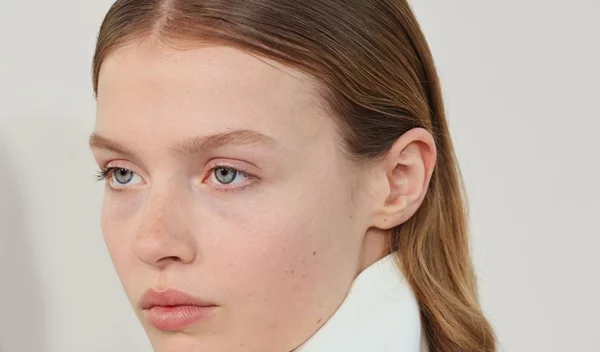 Φτιάξε μόνη σου τη μάσκα νυκτός για glass skin με 2 μόλις υλικά