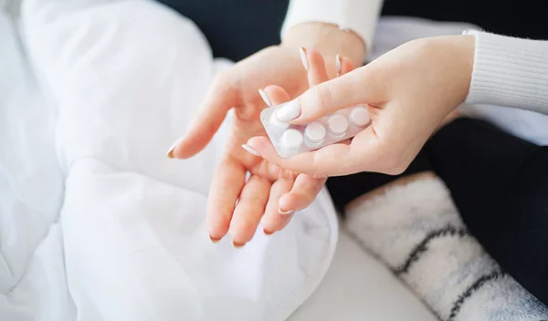 Είναι τα αντικαταθλιπτικά εθιστικά; Τι σου συμβαίνει όταν τα σταματήσεις