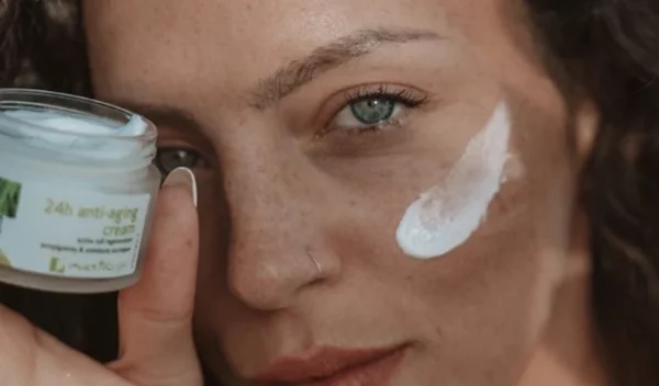 Τα Mastic Spa μας προσκαλούν στη Χίο για να μας αφηγηθούν την ιστορία τους