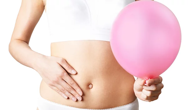 Ο απροσδόκητος λόγος που νιώθεις φούσκωμα | Δεν έχει καμία σχέση με αυτό που τρως