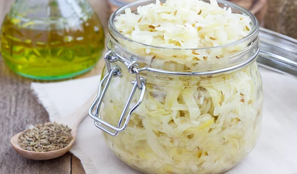 Ξινολάχανο τουρσί: Ένα φυσικό προβιοτικό έτοιμο σε λίγα λεπτά