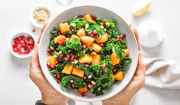 Η viral συνταγή για σαλάτα που κάνει θραύση στο Tik Tok