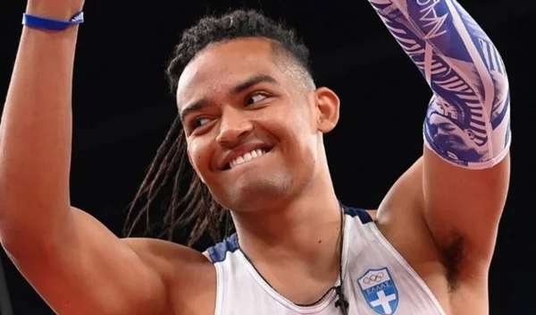 Ολυμπιακοί Αγώνες 2024 | Προκρίθηκε εύκολα στον τελικό ο Καραλής - Σαρωτική εμφάνιση στα προκριματικά