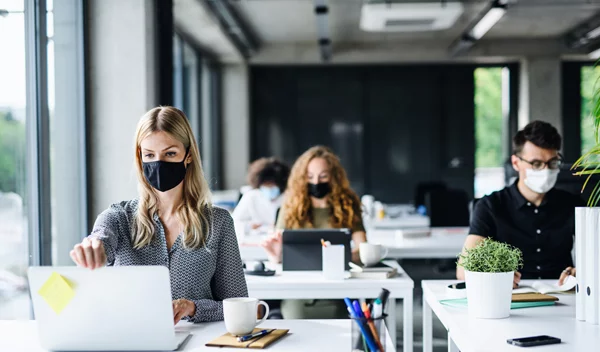 Δεν περνάω καλά στη δουλειά: Να πώς θα το αλλάξεις για να μην επηρεάζεσαι αρνητικά