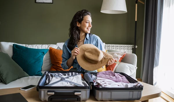 Πώς θα οργανωσεις έξυπνα τη βαλίτσα των διακοπών