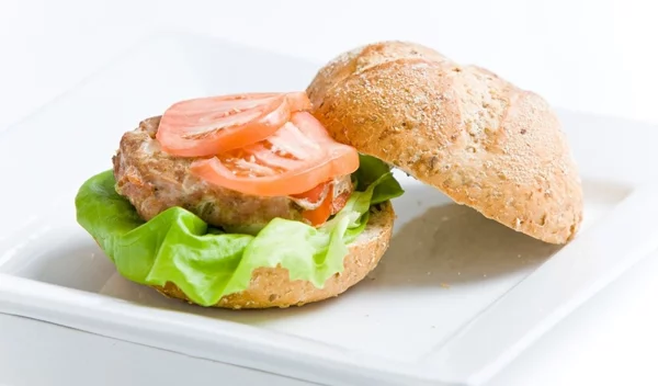 Ζουμερά μπιφτέκια κοτόπουλου - Η πιο εύκολη συνταγή με βρώμη