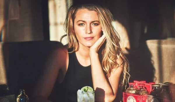 9 σούπερ συνήθειες για καλύτερη υγεία στις οποίες "ορκίζεται" η Blake Lively