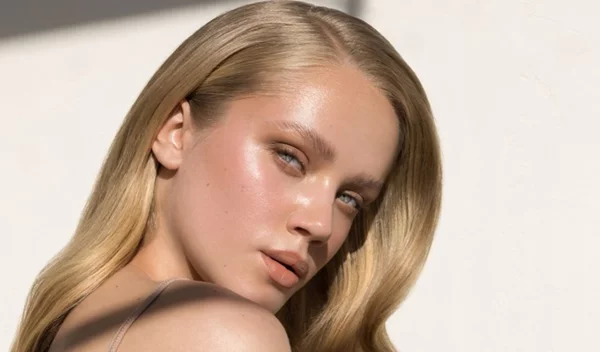 So fresh: Έτσι διατηρούν φρέσκια και νεανική την επιδερμίδα τους οι Γαλλίδες μετά τα 40