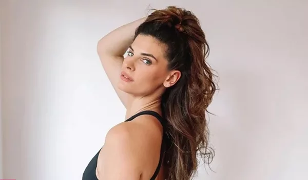 Χριστίνα Μπόμπα: Ο αντιγηραντικός ορός που χρησιμοποιεί είναι best seller παγκοσμίως