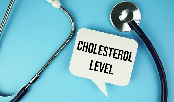 Χοληστερίνη: Το 80% την παράγει το ήπαρ, όχι η διατροφή!