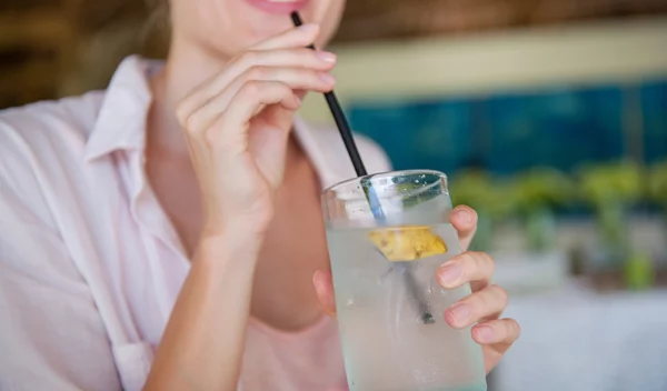 Πώς φεύγουν οι τοξίνες από τον οργανισμό σου;