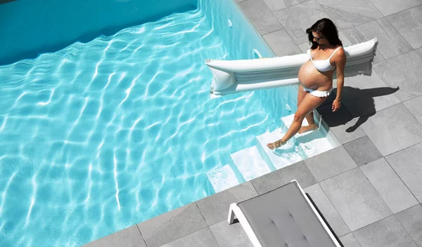 Καύσωνας: Επηρεάζει την γονιμότητα και την εγκυμοσύνη;