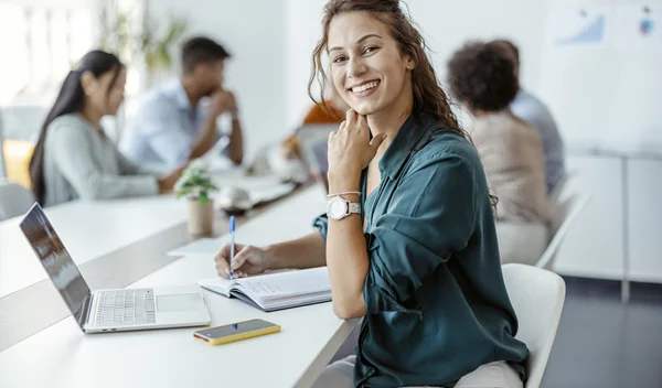 7 απαραίτητες κοινωνικές δεξιότητες για να επιτύχεις στη δουλειά σου