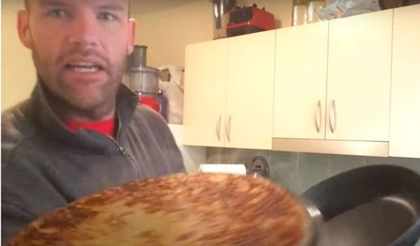 Ένας άντρας έτρωγε μόνο πατάτες για έναν χρόνο και ιδού τι του συνέβη (video)